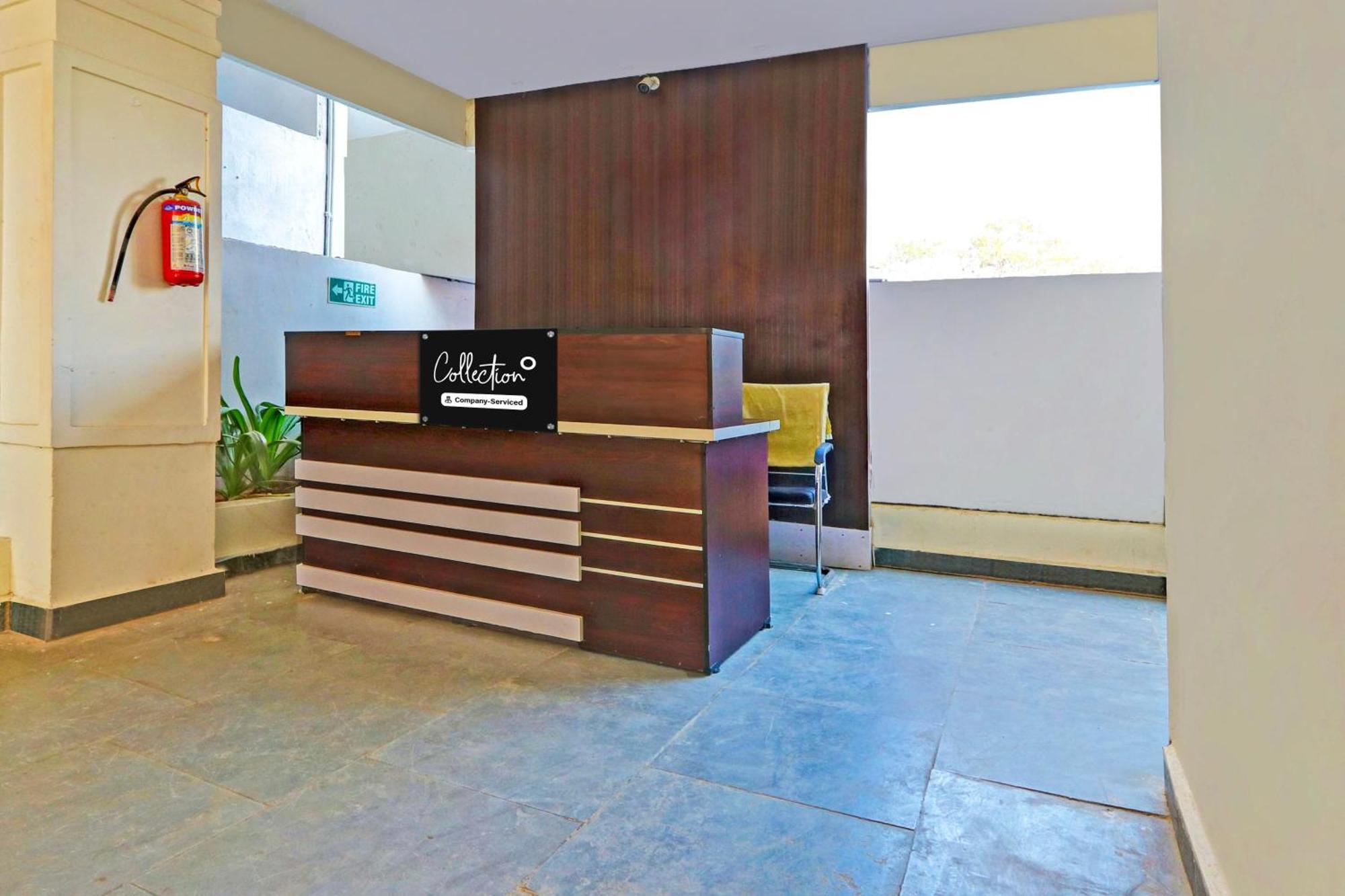 Super Collection O Gachibowli Phase 2 Near Isb Exterior foto