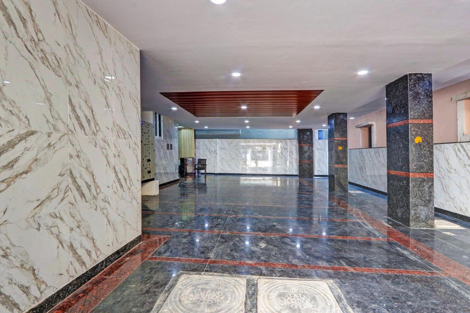 Super Collection O Gachibowli Phase 2 Near Isb Exterior foto